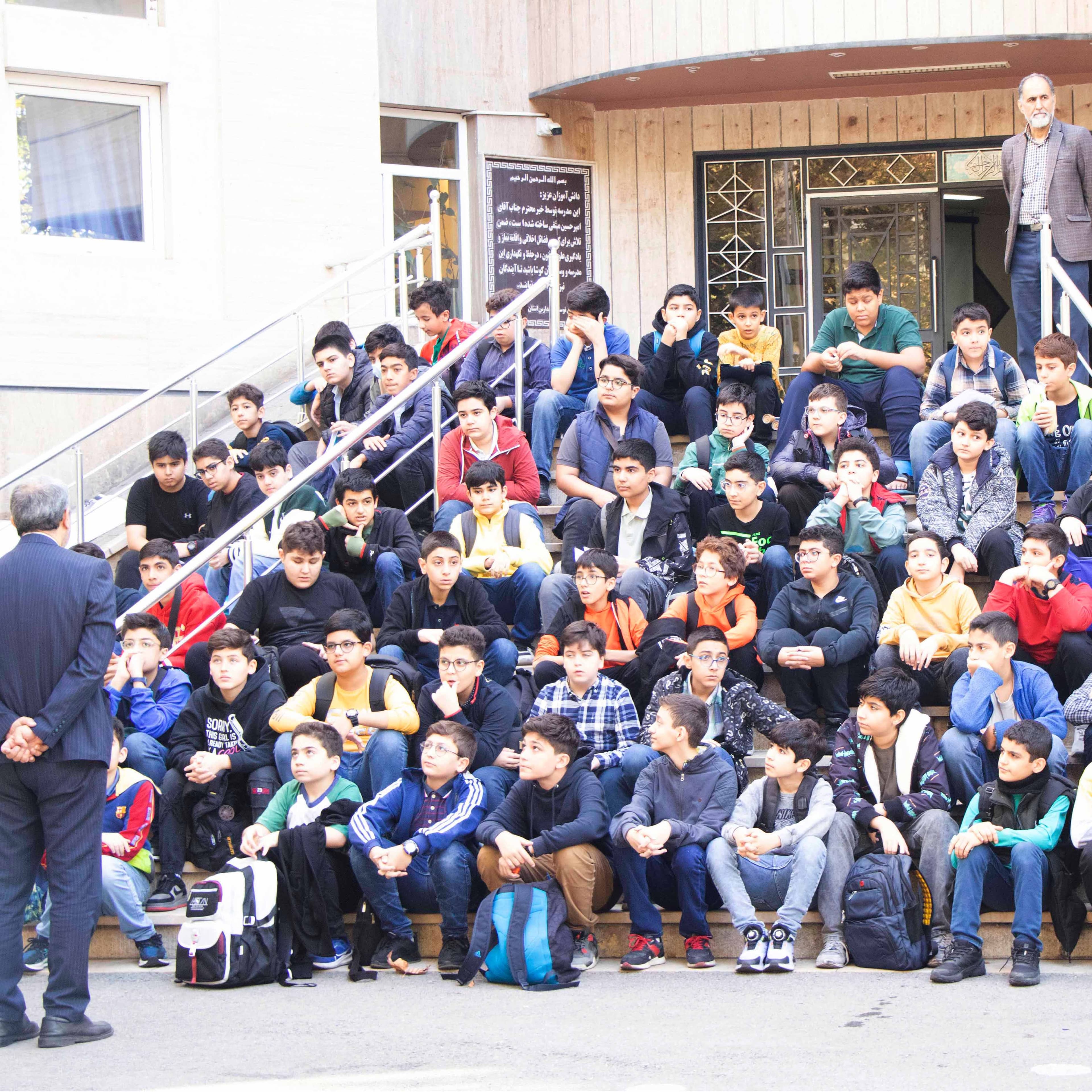 ویژه برنامه پایه هفتــــم دکه ( در کنار هـم )